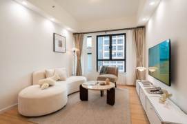 2BR Apartment near Shanghai Railway Station Metro (L1/L3/L4/L12/L13)
