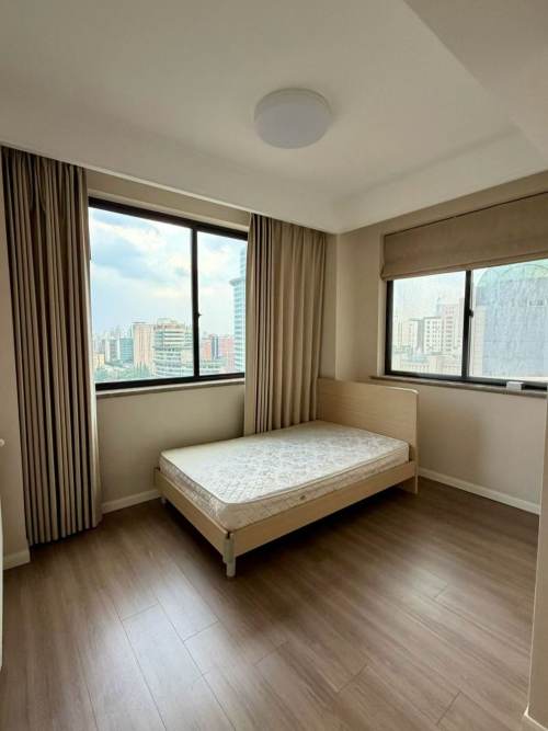 Housing image — Bedroom