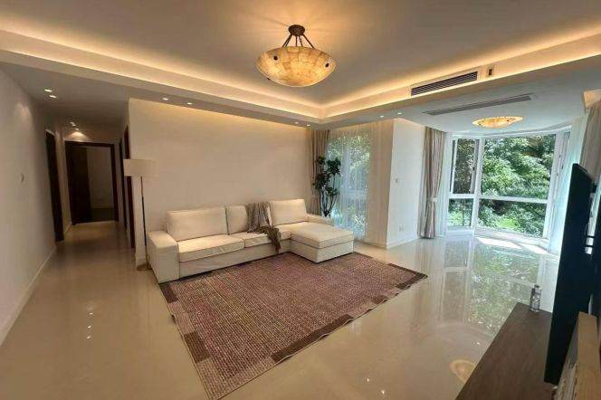 3BR Apartment near Yishan Rd Metro (L15)
