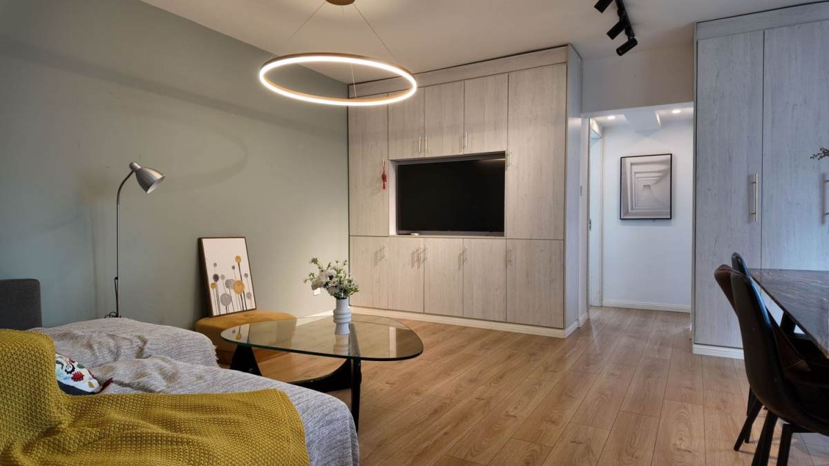 Housing image — Living Room
