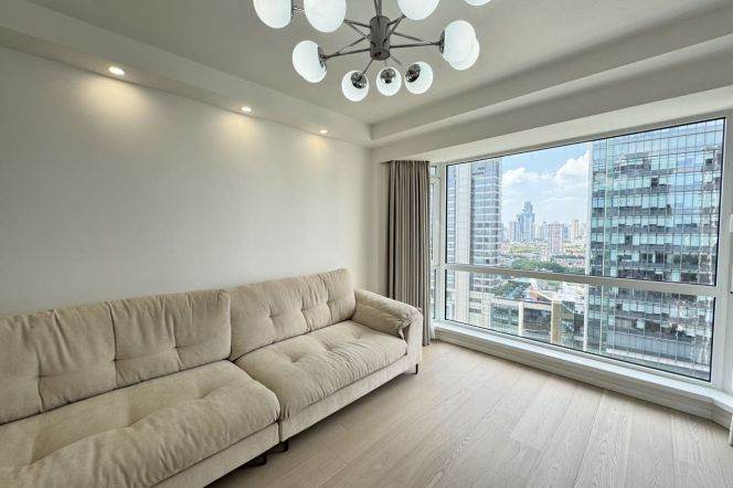 High-Floor 3BR Apartment at Joffre Garden (L1/L10/L12)