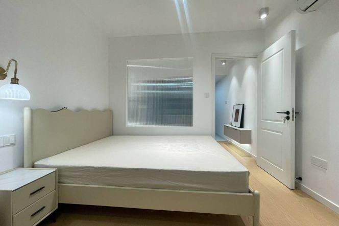 1BR Apartment near Donghua University