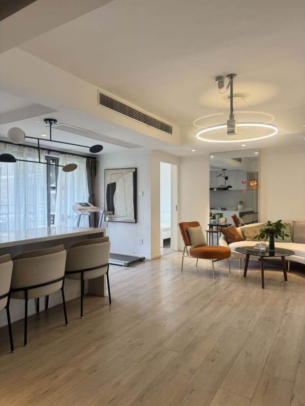 Housing image — Living Room