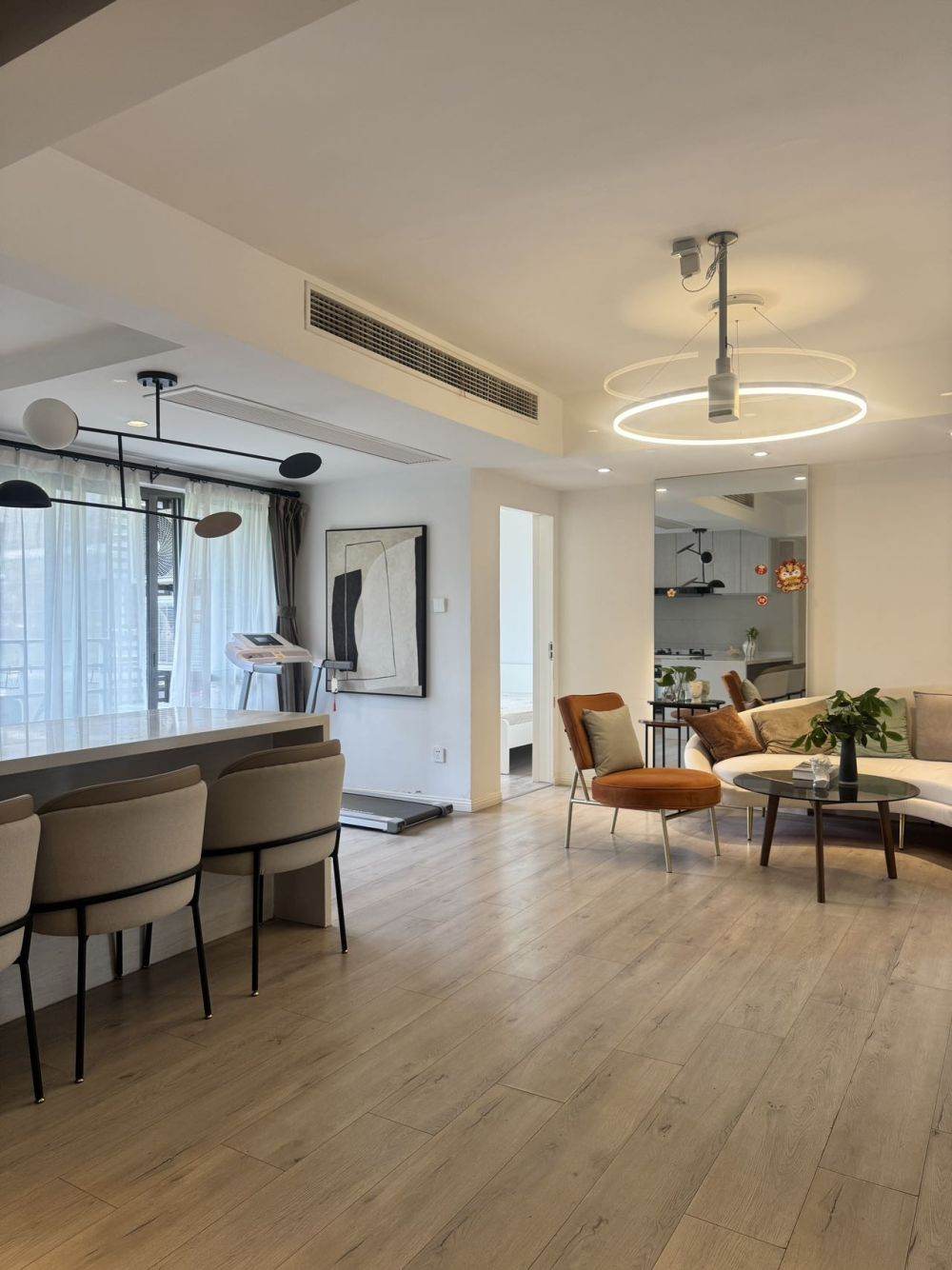 Housing image — Living Room