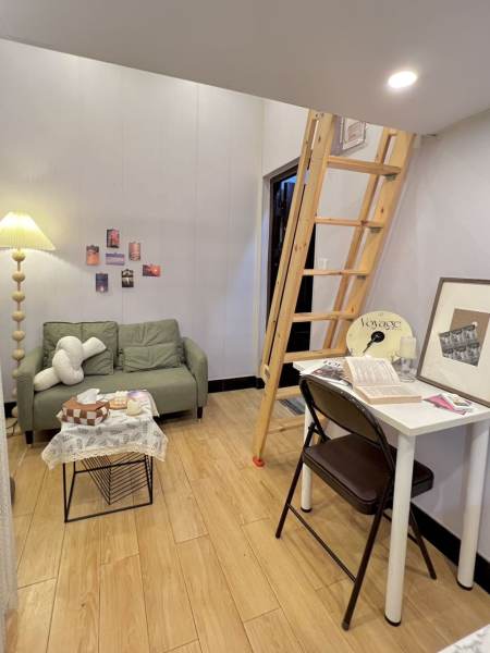 Housing image — Living Room
