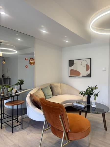 Housing image — Living Room