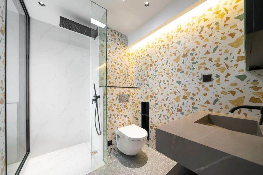 Housing image — Bathroom