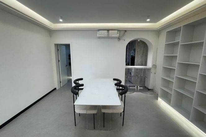 Spacious 3BR Apartment in Jing'an (L7/L13/L14)