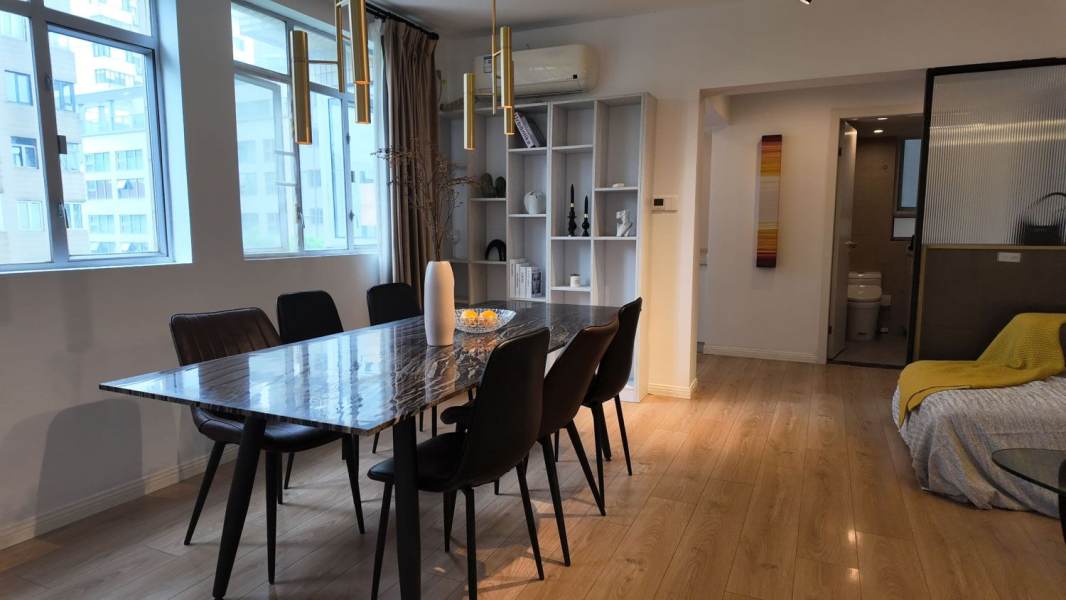Housing image — Dining Area