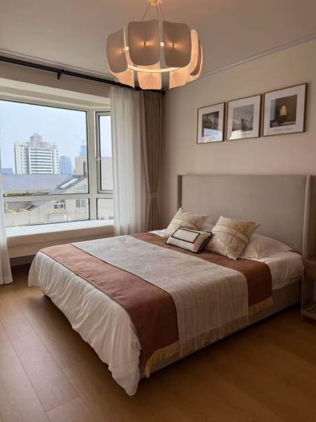 Housing image — Bedroom