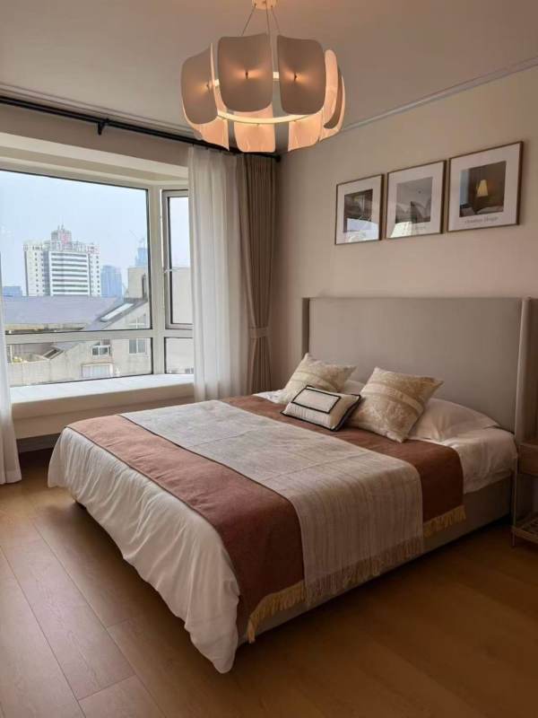 Housing image — Bedroom