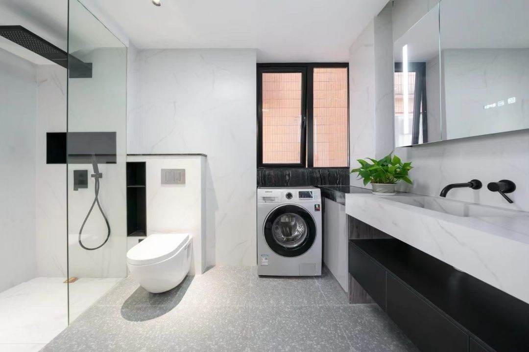 Housing image — Bathroom