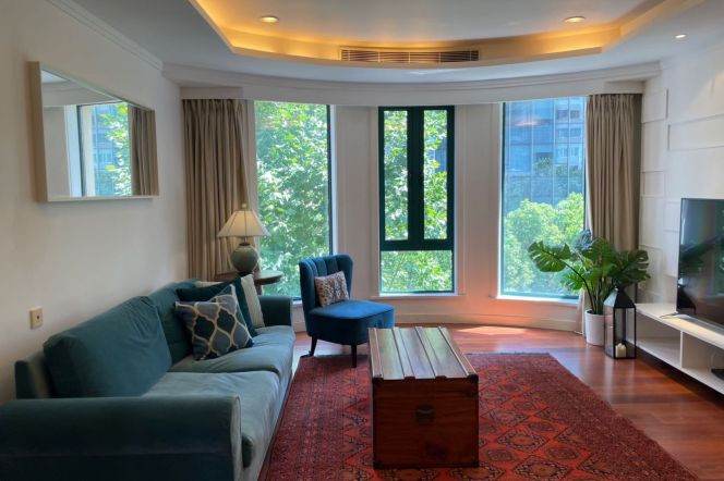 Spacious 3BR Apartment in Old Xuhui with Floor-to-Ceiling Windows (L1/L7)