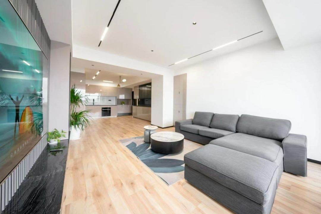 Housing image — Living Room