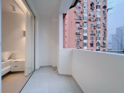 Housing image — Balcony