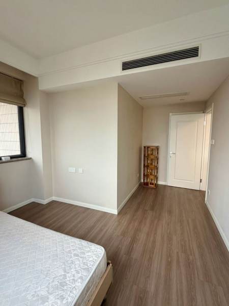 Housing image — Bedroom