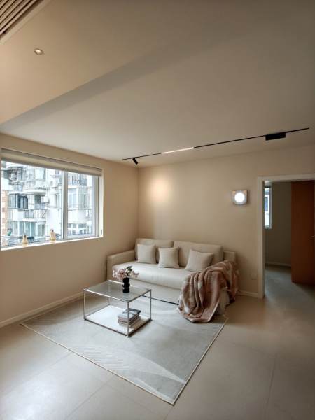 Housing image — Living Room