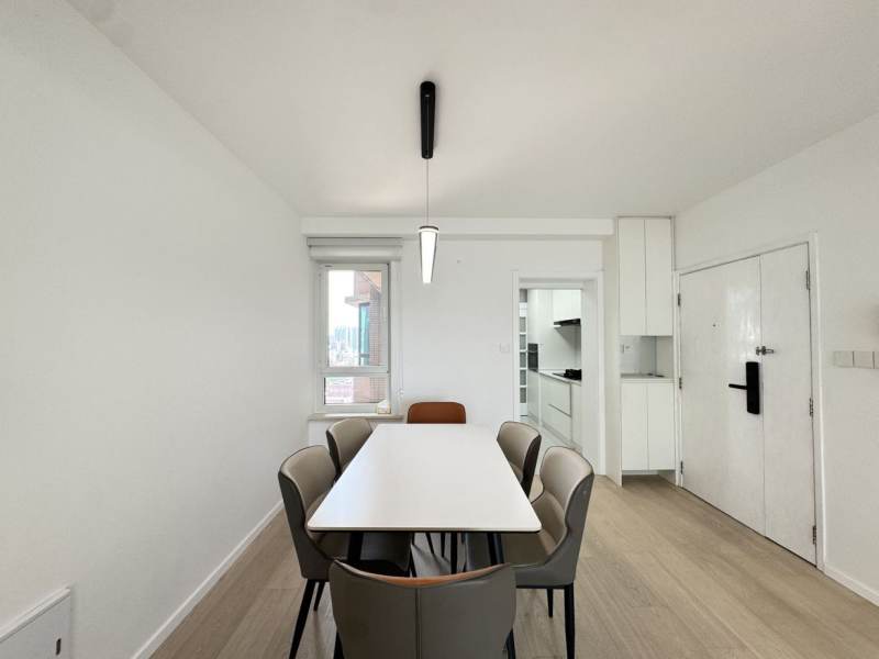 Housing image — Dining Area