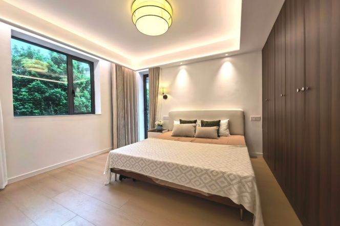 3BR Apartment in Jing'an