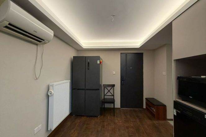 2BR Lane House in Old Xuhui