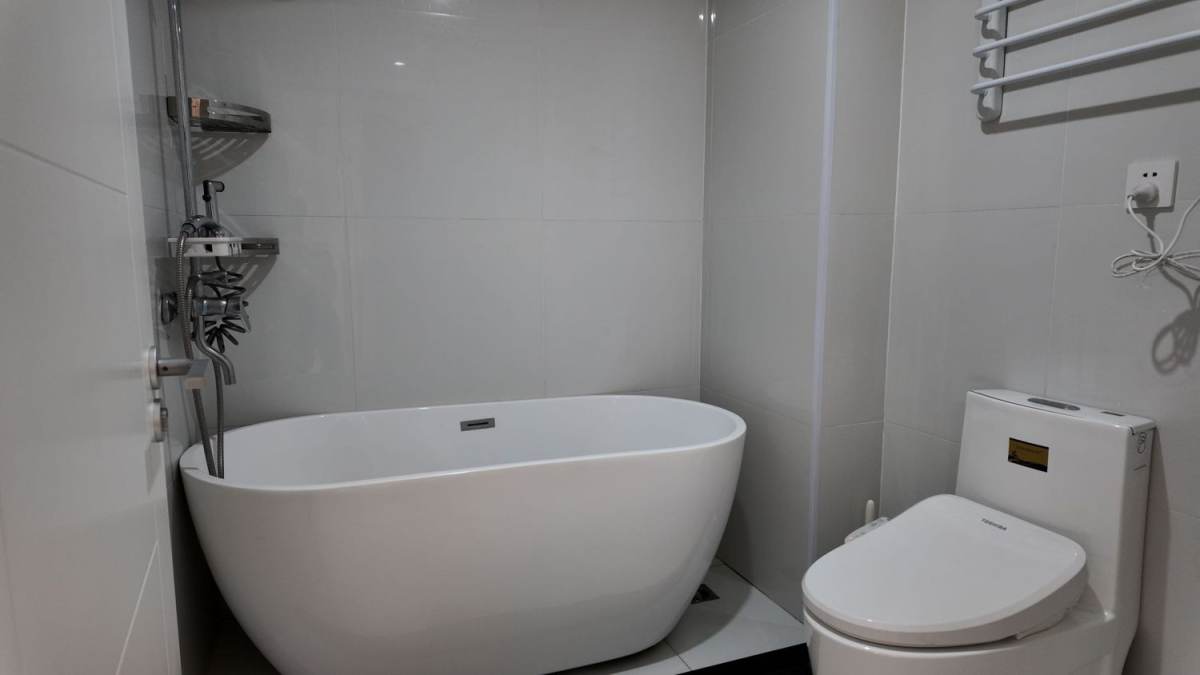 Housing image — Bathroom