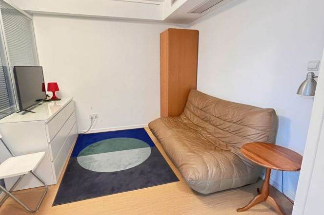 Spacious 1BR Apartment in Old Xuhui (L1/L10)