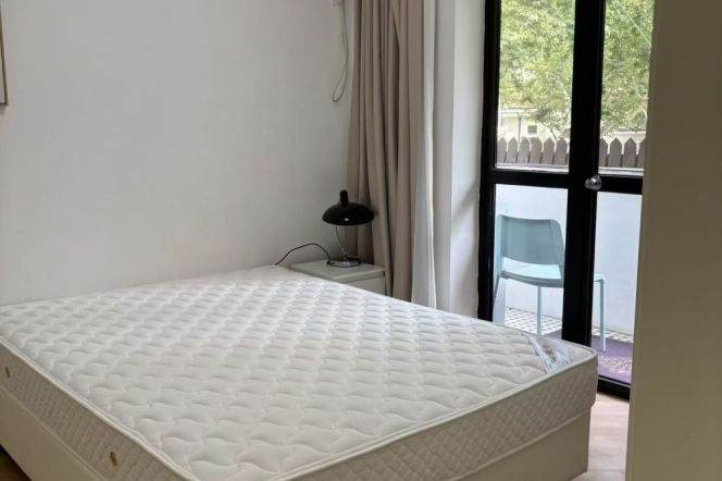 1BR Apartment in Old Xuhui with Green View (L1/L10)