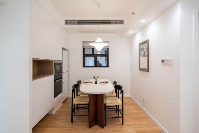 2BR Apartment near Shanghai Railway Station Metro (L1/L3/L4/L12/L13)