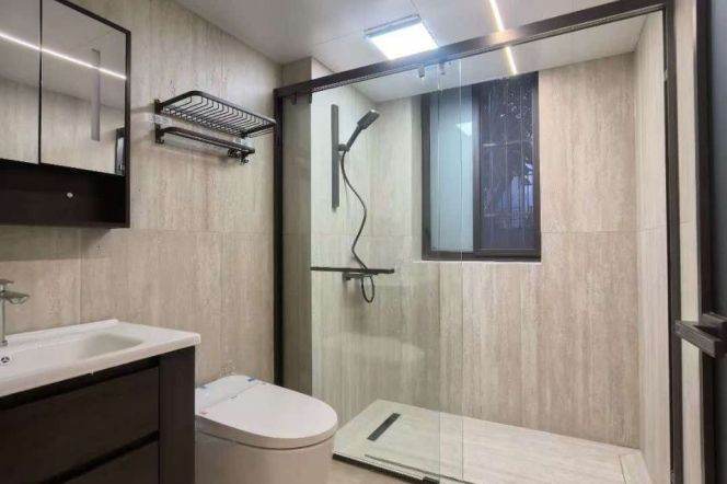 Spacious 2BR Apartment in Gubei with Terrace (L10/L15)
