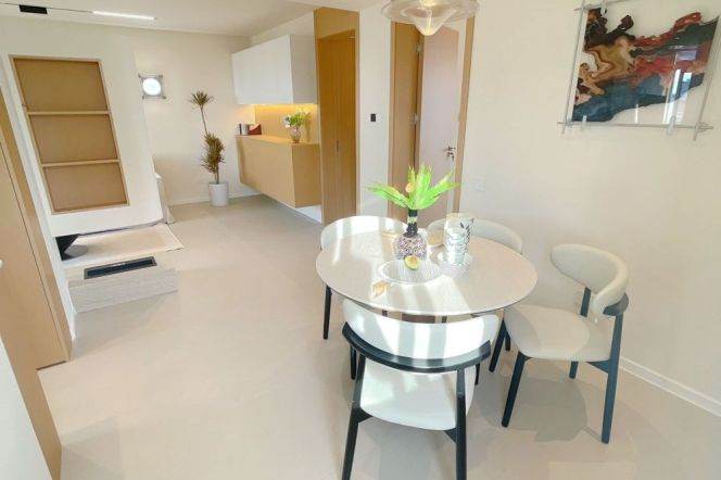 High-Floor 2BR Apartment in Xujiahui