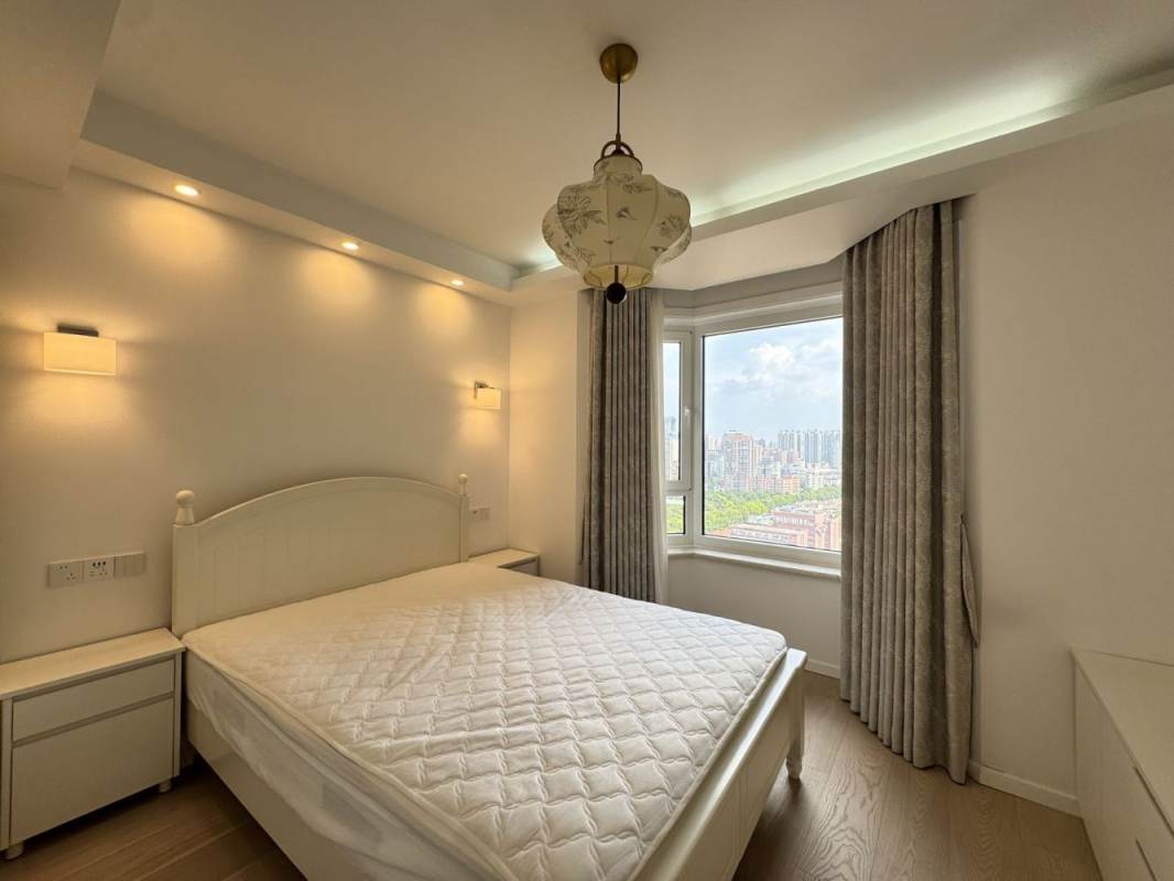 Housing image — Bedroom