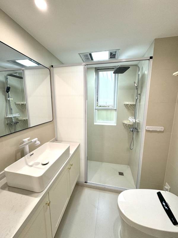 Housing image — Bathroom