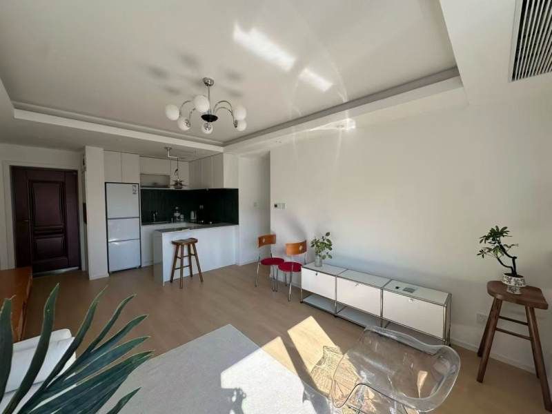 Housing image — Living Room