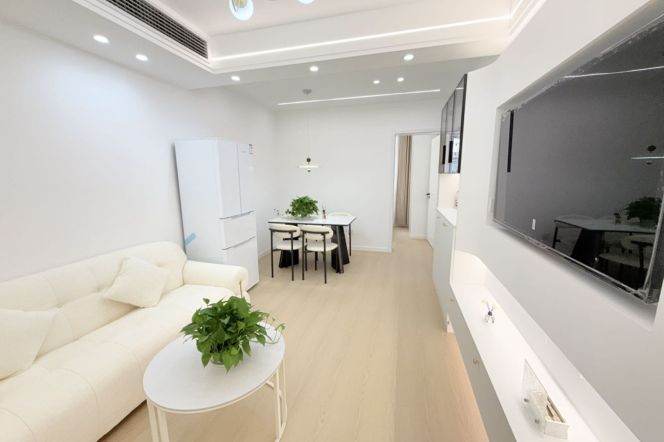 2BR Apartment near Zhongshan Park (L2/L3/L4)