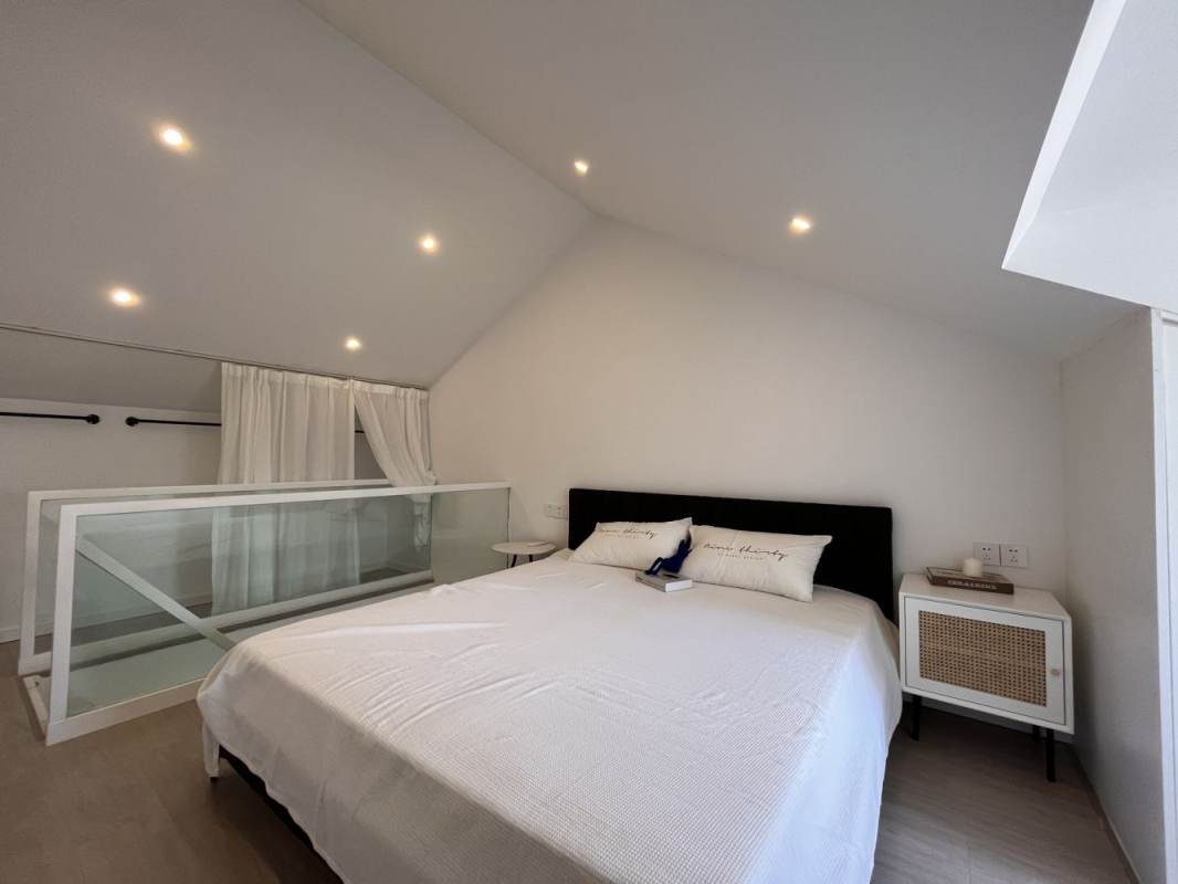 Housing image — Bedroom