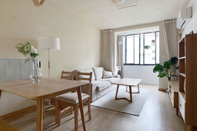 1BR Apartment in Jing'an (L2/L11)