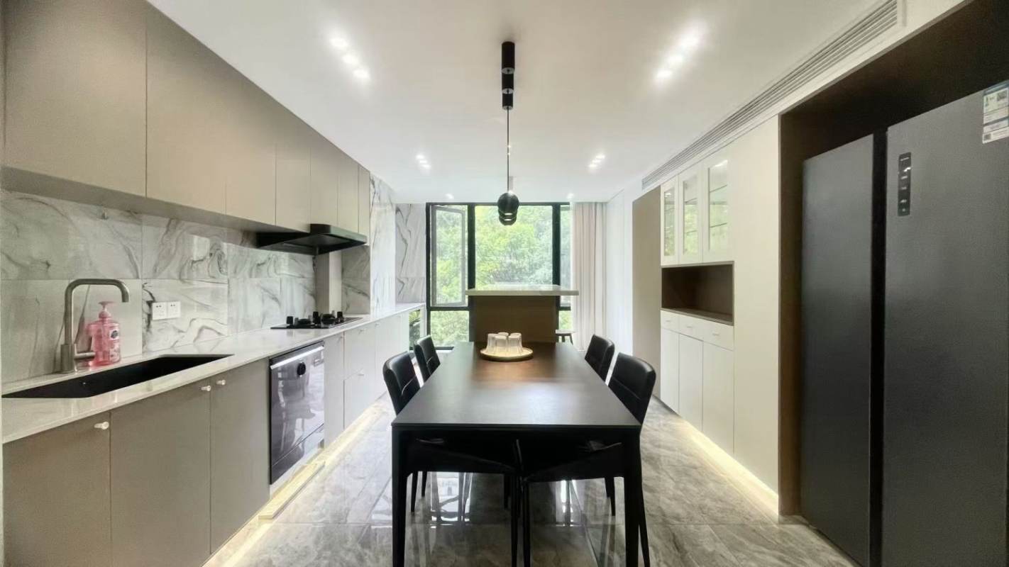 Housing image — Kitchen
