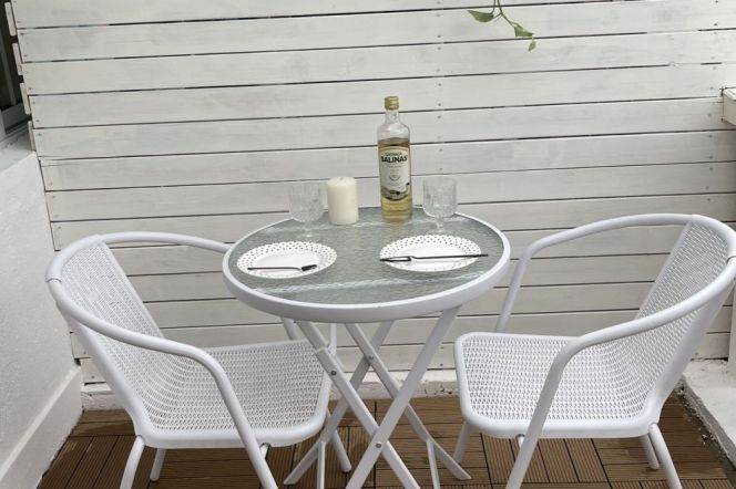 1BR Apartment in Old Xuhui with Terrace (L1/L7)