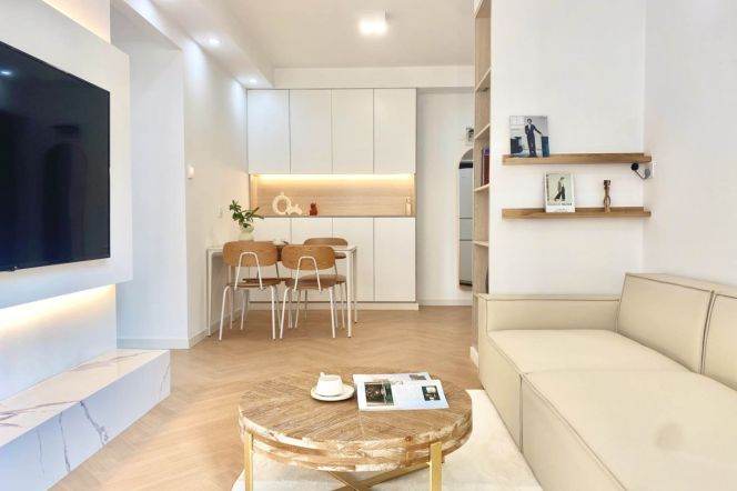 2BR Apartment near Dapuqiao Metro (L4)