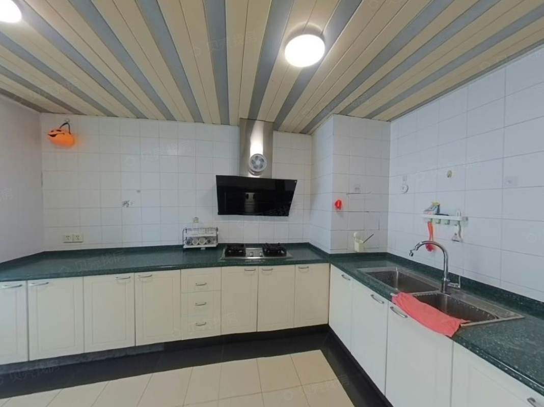 Housing image — Kitchen