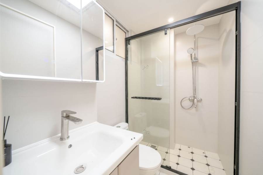 Housing image — Bathroom