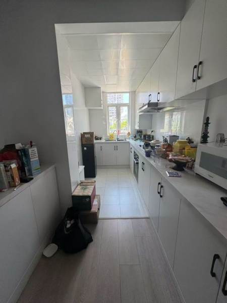 Housing image — Kitchen