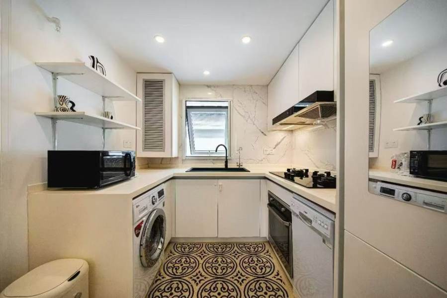 Housing image — Kitchen