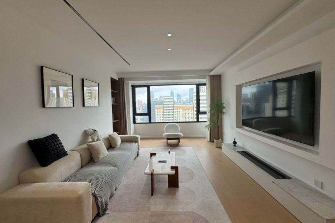 3BR Apartment in Suzhou Creek North (L13)