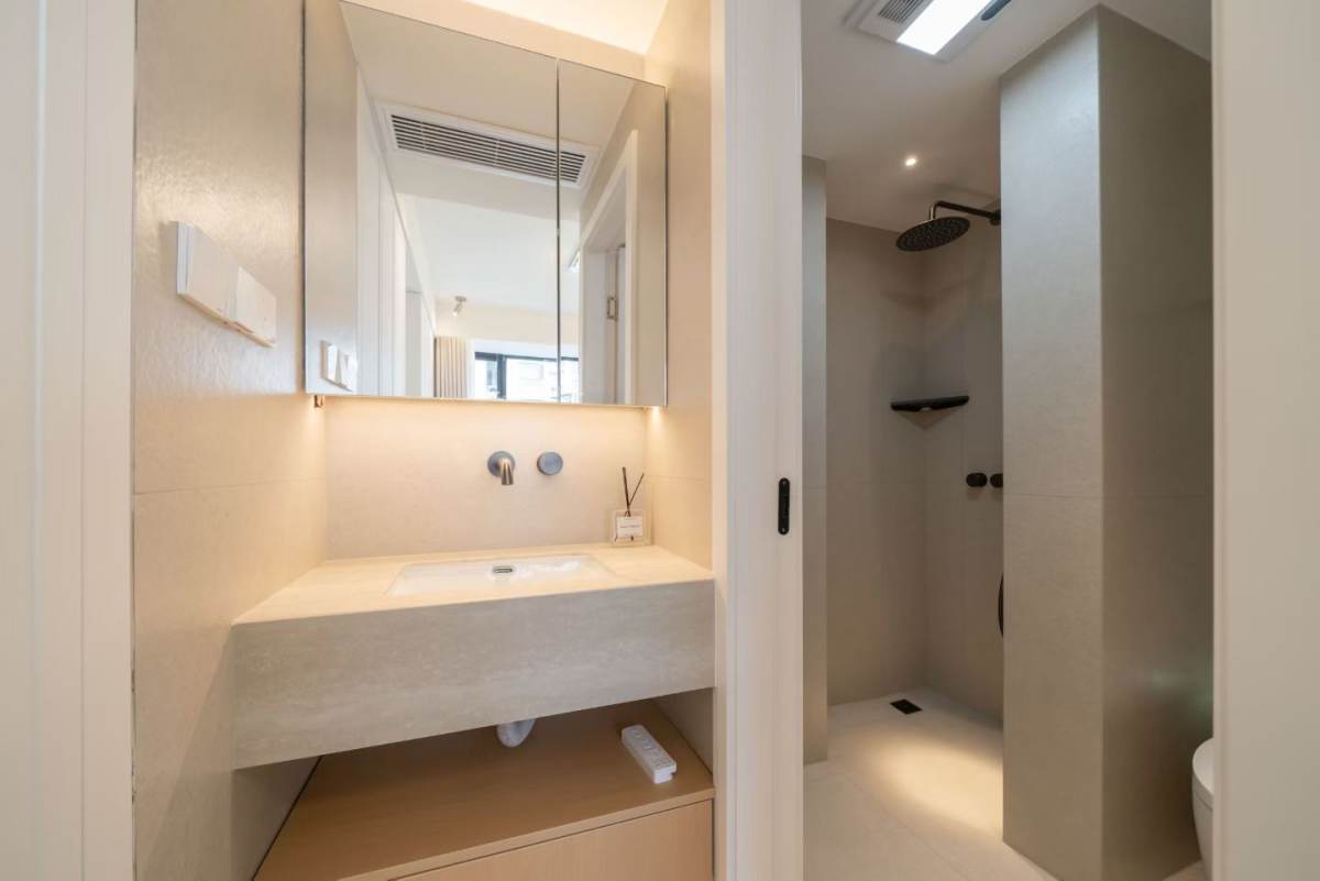 Housing image — Bathroom