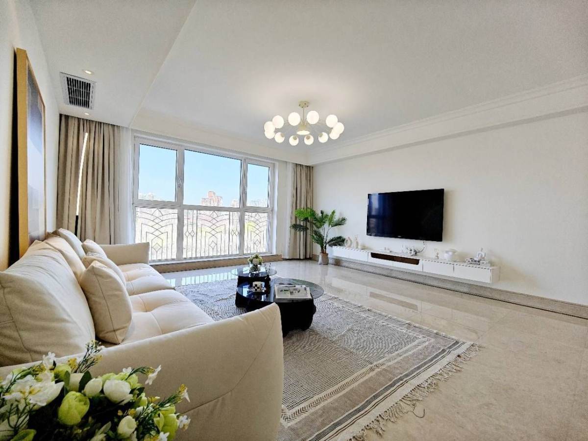 Housing image — Living Room
