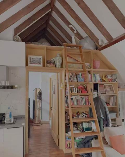 Housing image — Living Room