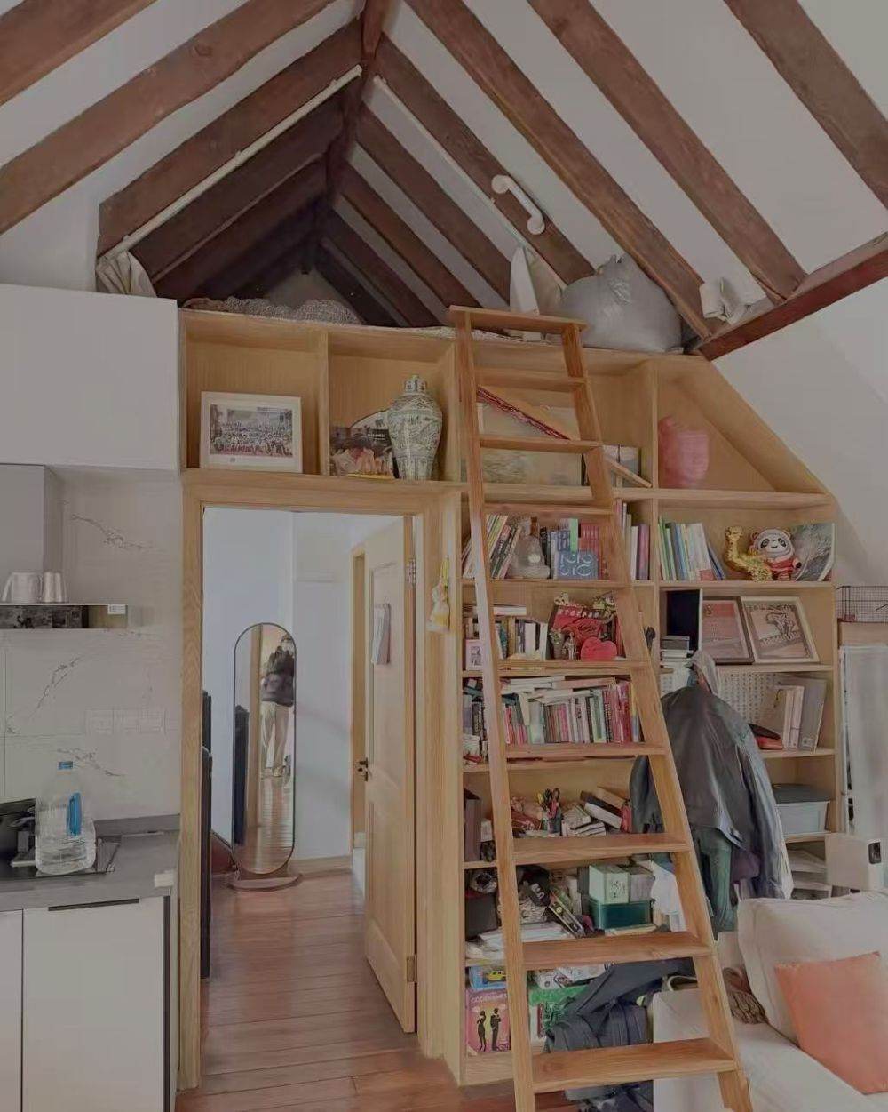 Housing image — Living Room
