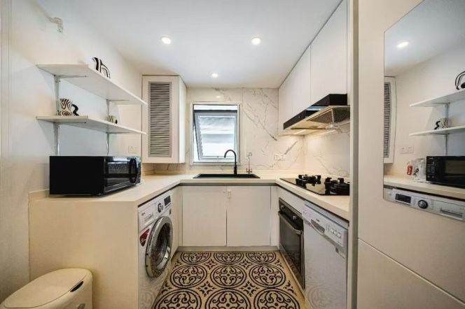 3BR Heritage Apartment in Old Xuhui with Terrace (L9/L12)