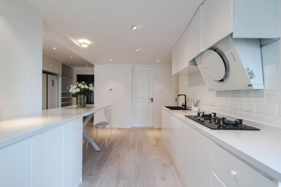 Housing image — Kitchen